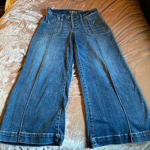 Kut from the cloth wide leg jeans